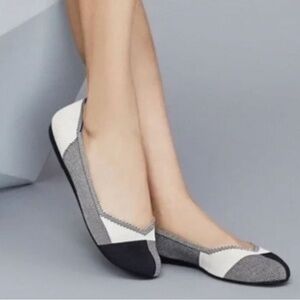 Rothy's “The Flat” Black and White Buffalo Plaid Flat, retired print, US 9, EUC